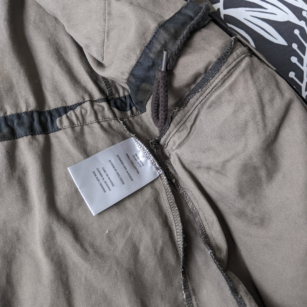 Levis jacket - Picture 3 of 3